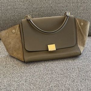 Celine trapeze leather bag with suede at sides. Medium size